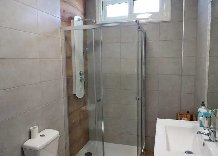 Cozy Malibu Park Апартаменти Адехе